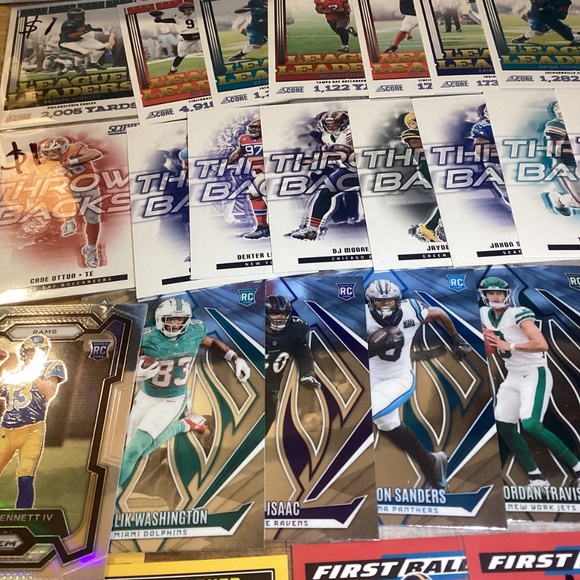 370 NFL Football cards from 2020s with Rookie cards and more - Picture 11 of 16